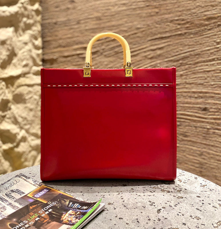 Ziva's Charm handbag – detail view (36cm*13cm*32cm)