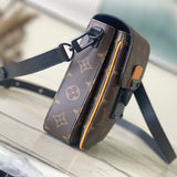  satchel interior and compartment view