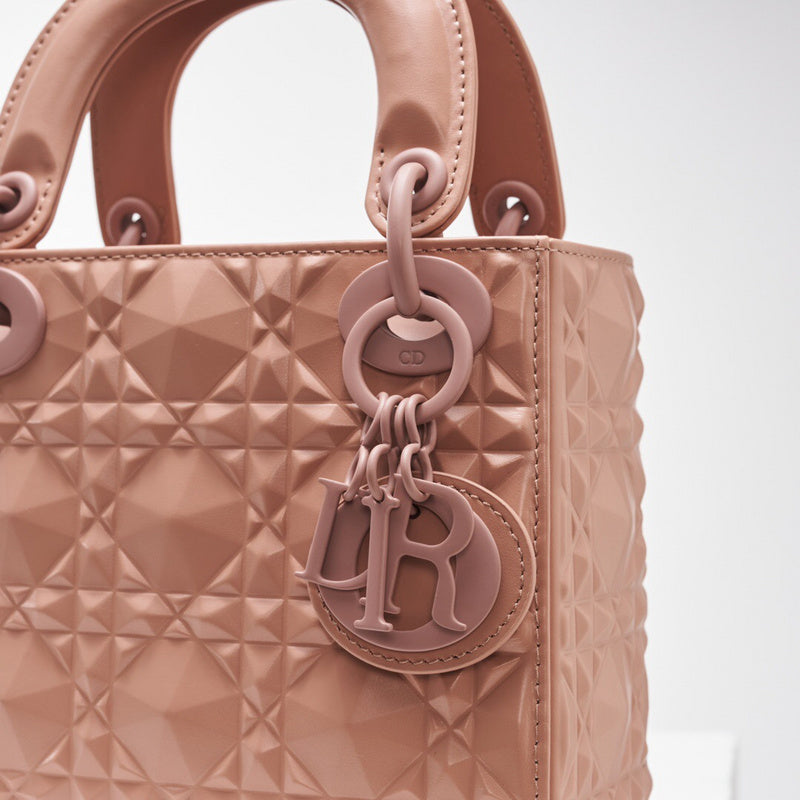 Close-up detail of classic everyday-luxe women's handbag – women's premium purse