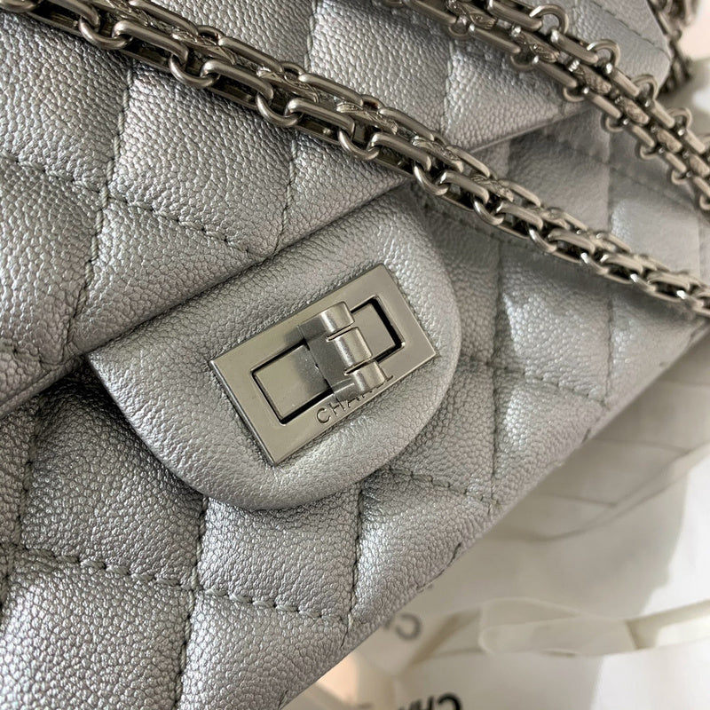  handbag, mid everyday style, image 3