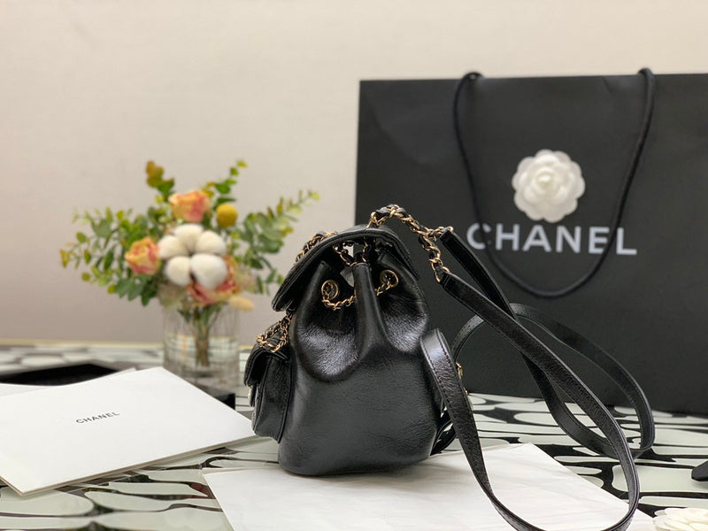  handbag, compact everyday style, image 9