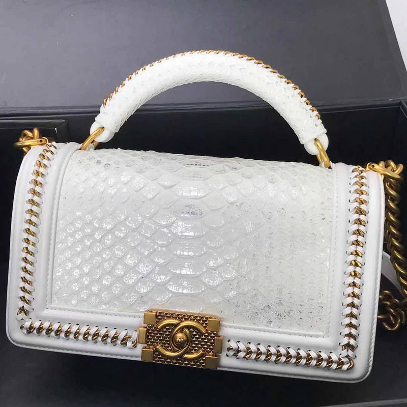  mid purse view 3
