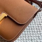 Interior view of poised premium bag