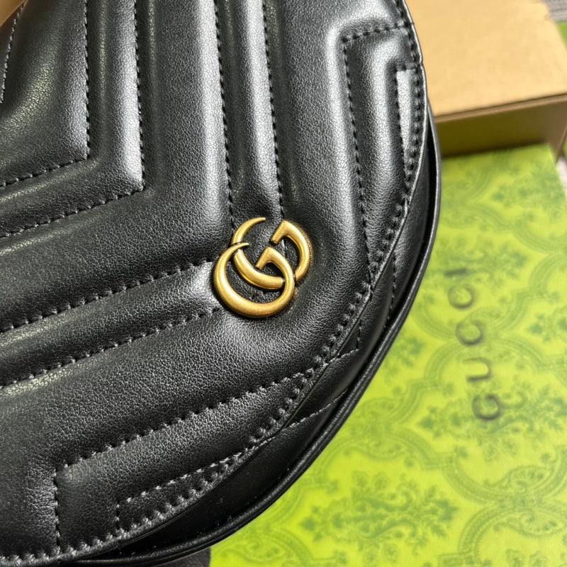 Interior view of everyday-luxe chic women's handbag – women's luxury accessory