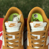 Nike clean off-white luxury sneakers view 9 padded collar comfort