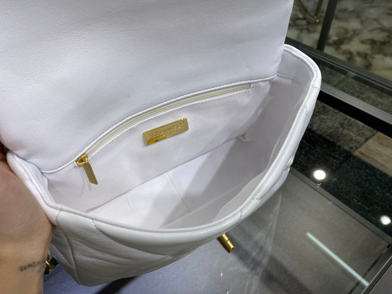 Zivas Charm Effortless Elegance Designer Handbag (Structured Everyday Essential) – Detail View