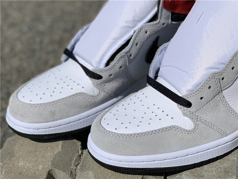 Nike Men's & Women's Premium Athletic Sneakers — Style 019 angle view