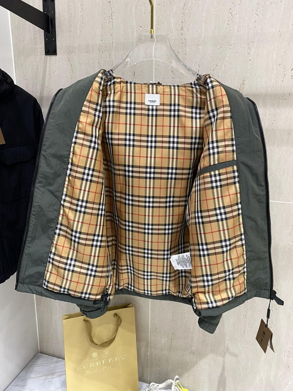 Front view of Burberry luxury piece style No.378