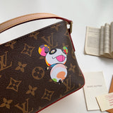 Handle and strap detail of modern classic women's handbag – women's premium purse
