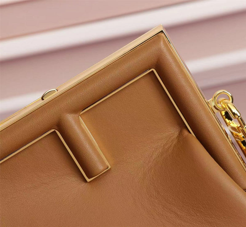 Ziva's Charm handbag – product shot (Standard Size)
