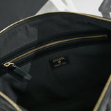  spacious purse view 7