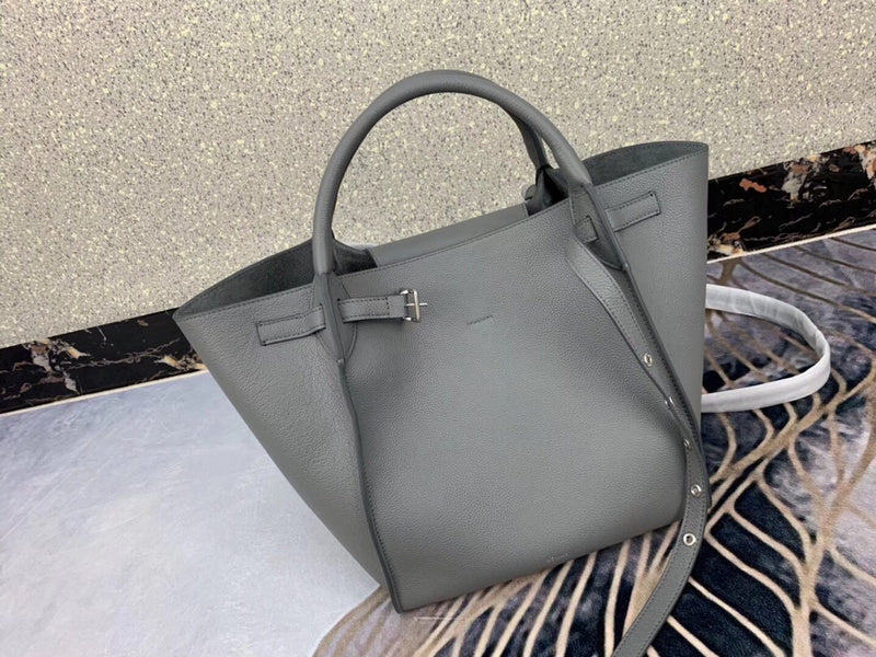 Front view of statement chic women's handbag – women's luxury handbag