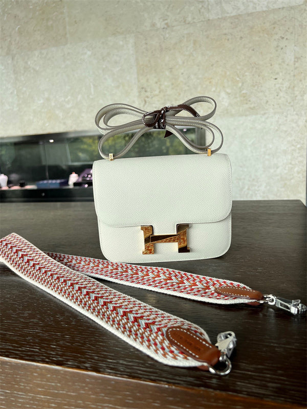  Curated structured bag front view 7
