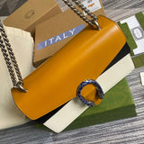 Handle and strap detail of classic refined women's handbag – women's everyday handbag