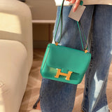 Interior view of streamlined premium bag