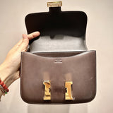  satchel interior and compartment view 21