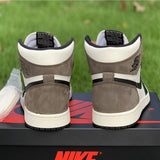 Nike fresh white-and-black luxury sneakers view 6 signature lace-up style