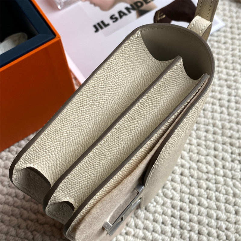 Streamlined bag women's premium everyday handbag