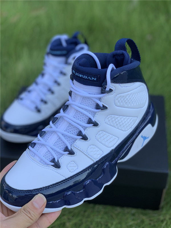 Nike Men's & Women's Luxury Lifestyle Trainers — Style 147 detail view