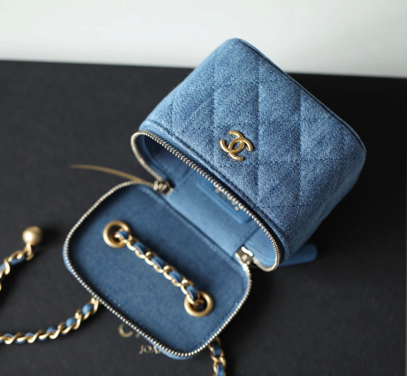  women's handbag, compact design, view 7