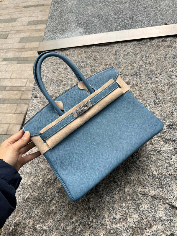 Modern handbag styled for everyday wear