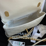Zivas Charm Modern Minimalist Look Fashion Handbag (Elevated Daily Companion) – Close-Up Detail