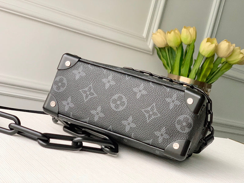 Front view of premium structured women's handbag – women's luxury accessory