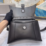 Zivas Charm Versatile Design Statement Handbag (Designer-Inspired Craftsmanship) – Close-Up Detail