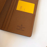 Close-up detail of modern elevated women's handbag – women's everyday handbag