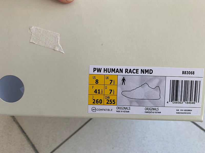 Nike Men's & Women's Designer Street Sneakers — Style 206 close-up view