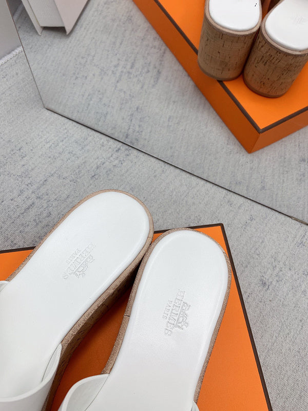 Hermes shoes Style 332 - texture and material detail