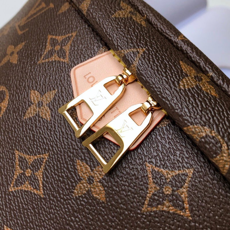 Styled lifestyle shot of everyday-luxe chic women's handbag – women's luxury accessory