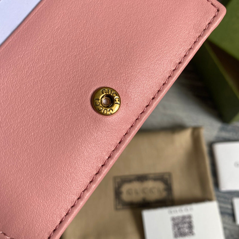 Styled lifestyle shot of elevated signature women's handbag – women's statement bag