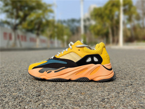 Nike Men's & Women's Luxury Lifestyle Trainers — Style 051