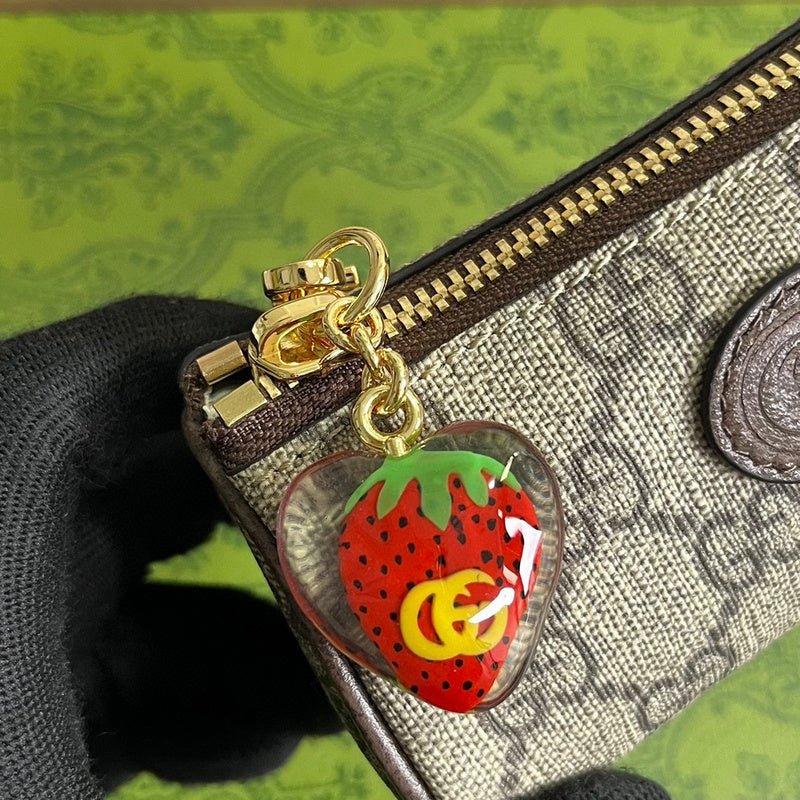 Close-up detail of elevated statement women's handbag – women's everyday handbag