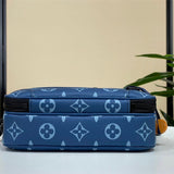  crossbody bag interior and compartment view