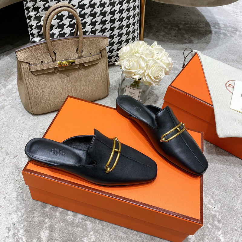 Hermes shoes Style 346 - close-up of handcrafted italian detailing