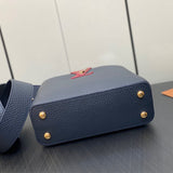  Tailored top-handle bag front view 31