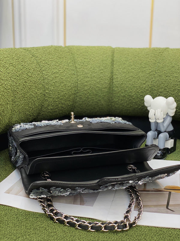 Zivas Charm Classic Sensibility Designer Handbag (Premium Everyday Carry) – Interior View