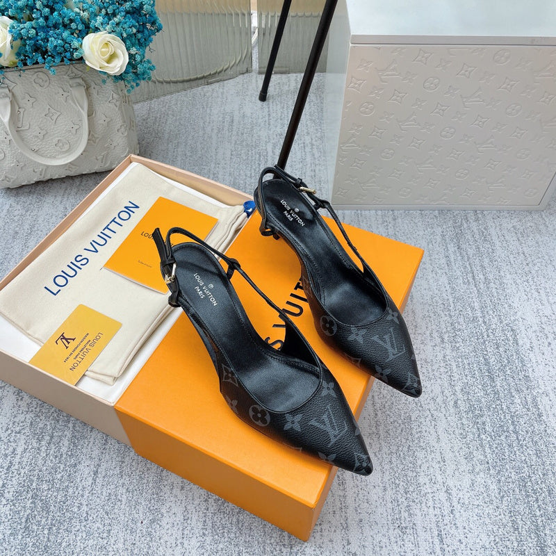Louis Vuitton Camel Bow-Detail Flats - Front View