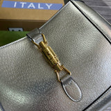 Side profile of premium classic women's handbag – women's designer-style accessory