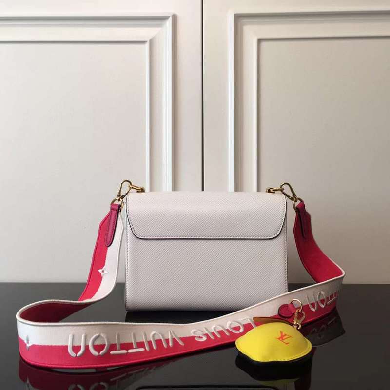 Handle and strap detail of everyday-luxe elevated women's handbag – women's designer-style accessory