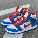 Nike Men's & Women's Premium Low-Top Trainers — Style 205 interior view