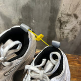Balenciaga shoes Style 013 - top view showing design