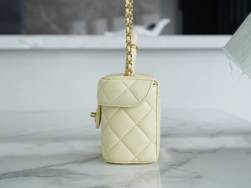  handbag, compact everyday style, image 6