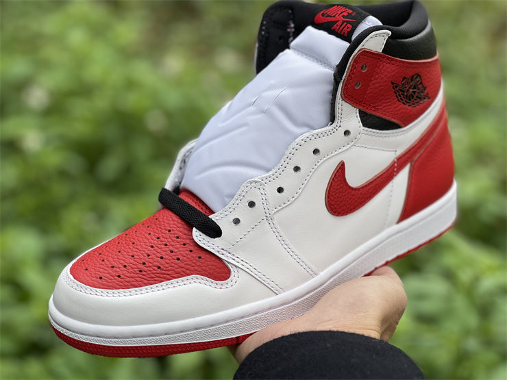 Nike Men's & Women's Luxury Lifestyle Trainers — Style 219 angle view