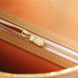  Chic handbag carried on shoulder 10