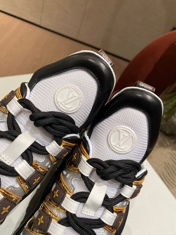 Louis Vuitton shoes Style 280 - back heel detail