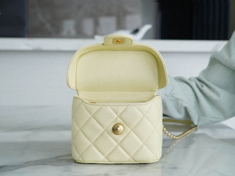  women's handbag, compact design, view 7