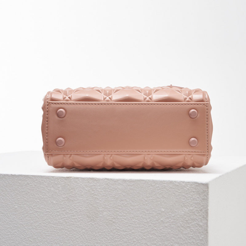 Side profile of classic everyday-luxe women's handbag – women's premium purse